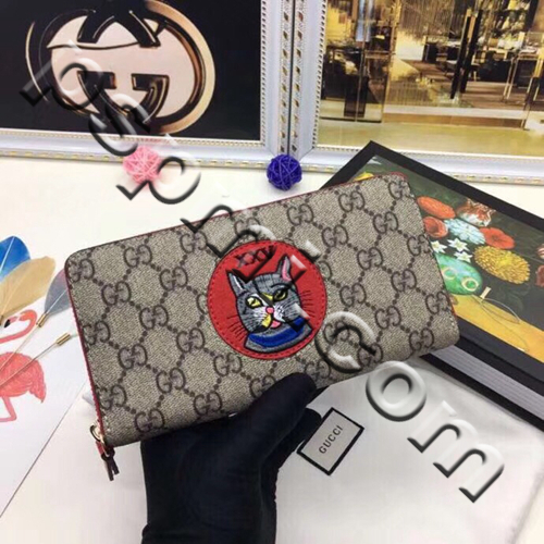 グッチ財布 レプリカ正面デザイン
